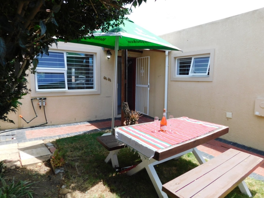 2 Bedroom Property for Sale in Admirals Park Western Cape